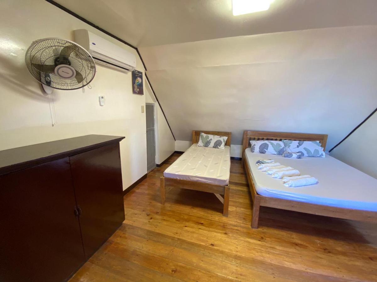 Angelito'S Beach House Villa 1 卢纳将军城 外观 照片