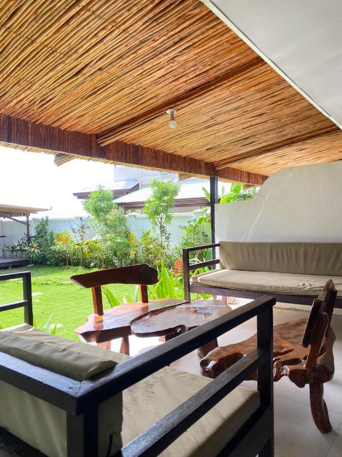 Angelito'S Beach House Villa 1 卢纳将军城 外观 照片